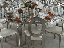 "Dior" sidabrinės baltu paminkšinimu kėdės